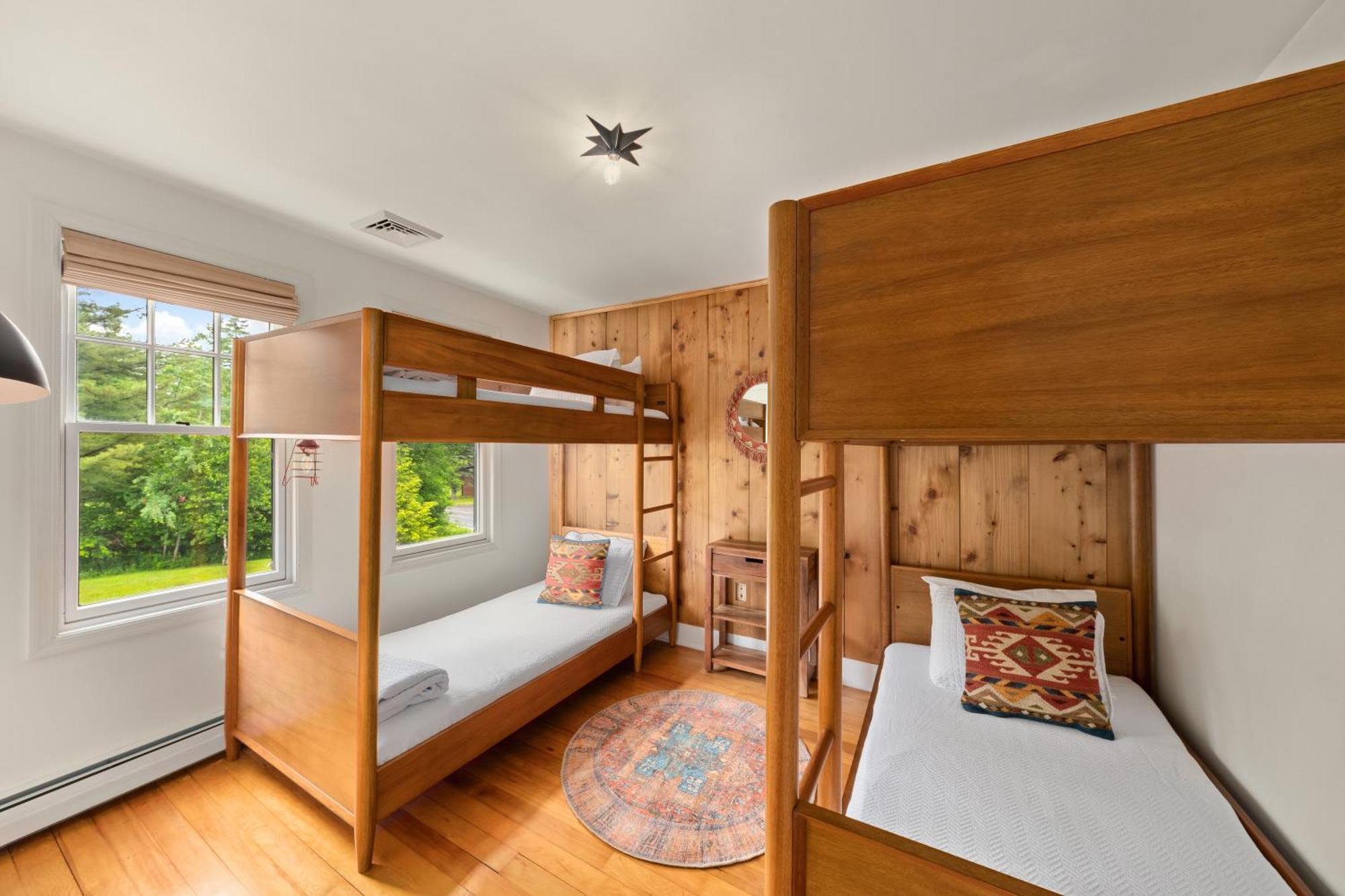 Hotel Mountain Brook Tannersville Exterior photo
